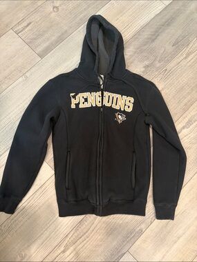 NHL Penguins Black & Gold Full-Zip Hoodie